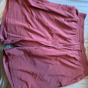 Lululemon maroon XL shorts w/built in liner